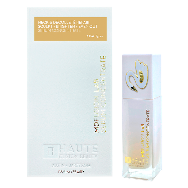 Mejora la elasticidad y atenúa las manchas oscuras y el tono desigual para dejar una apariencia más suave y radiante en la zona del cuello y el escote.